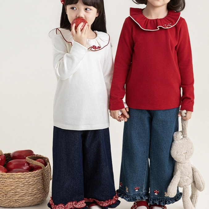 Girl's Ruffled-edged Bear And Floral Embroidered Vest With Lace Denim Jeans