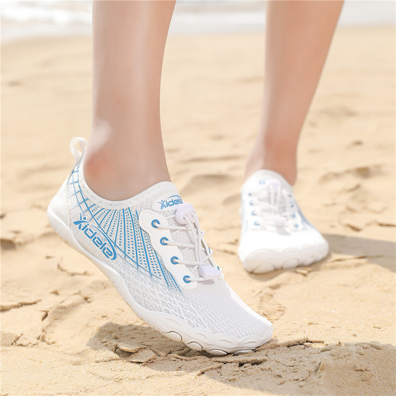 Outdoor Hiking Wading Shoes Men And Women Quick-drying