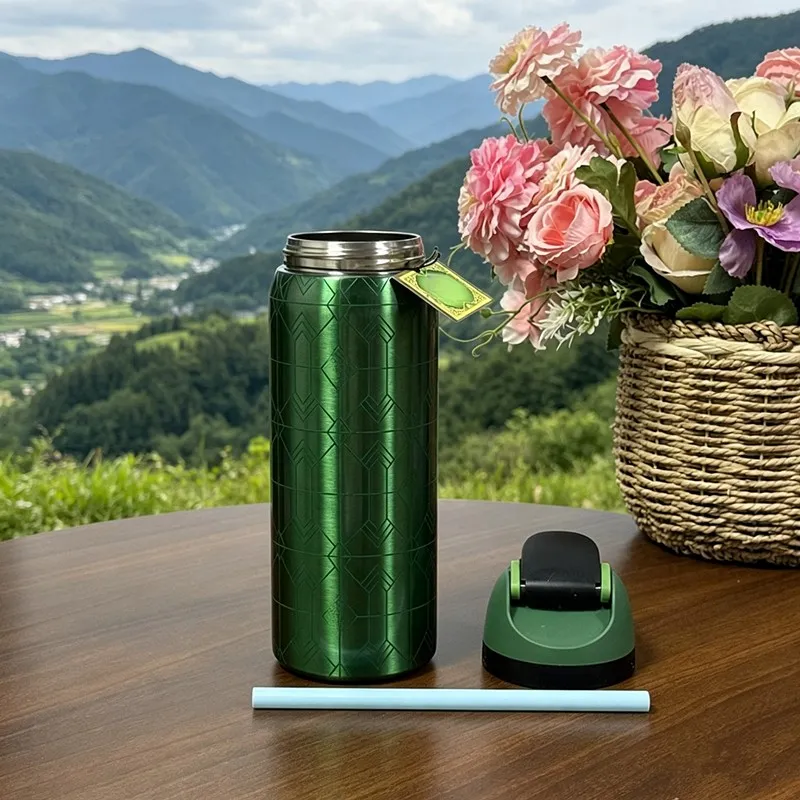 304 Stainless Steel Outdoor Sports Water Bottle, Portable and Leak-proof, Suitable for…