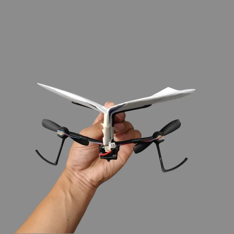 Remote control folding aircraft A remote control model that can fly