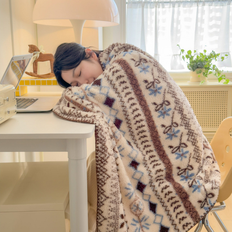 Sherry Velvet Multifunctional All-Season Blanket Office Shawl Blanket