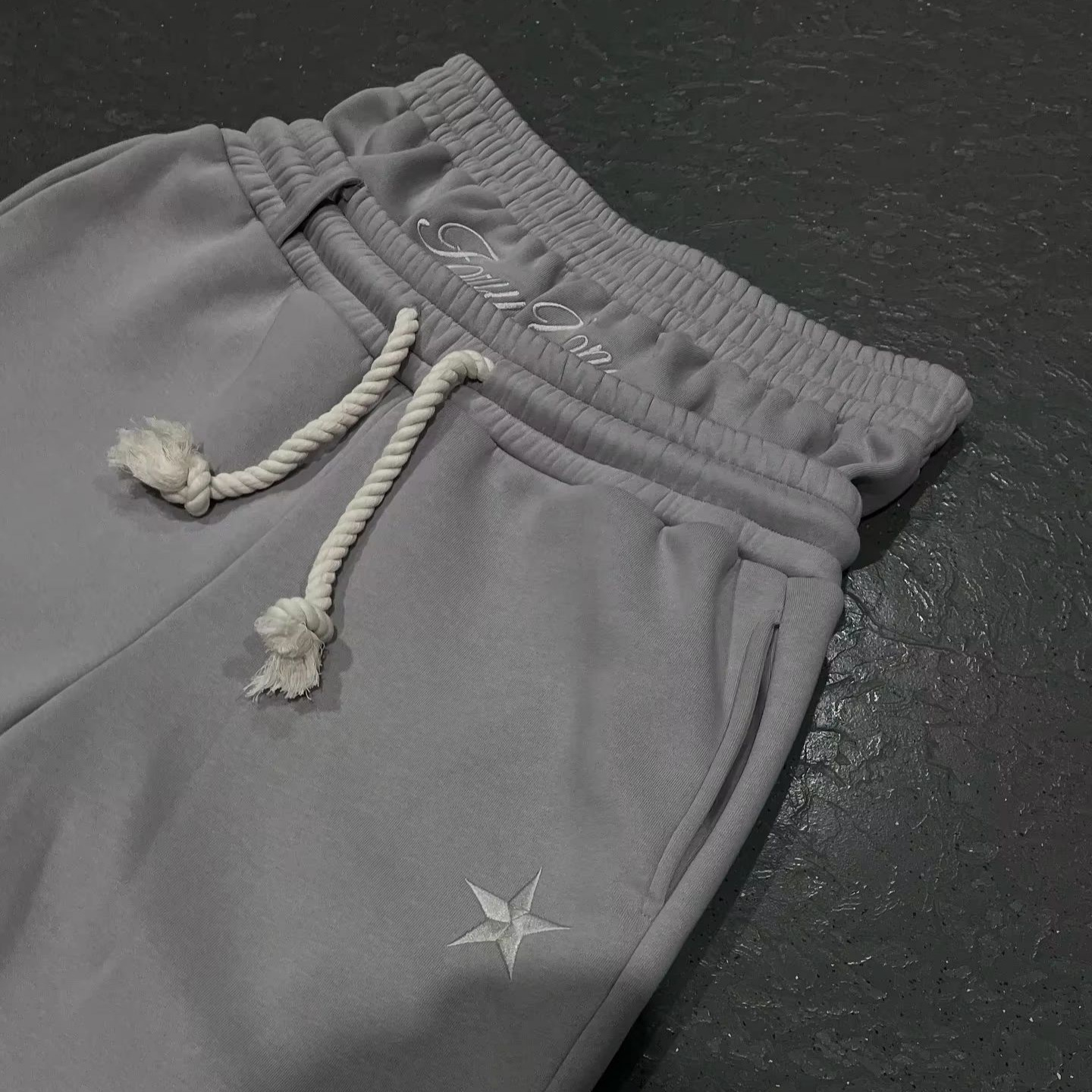 Trendy Double-waist Five-pointed Star Embroidery Couple Simple Casual Fake Two-piece…