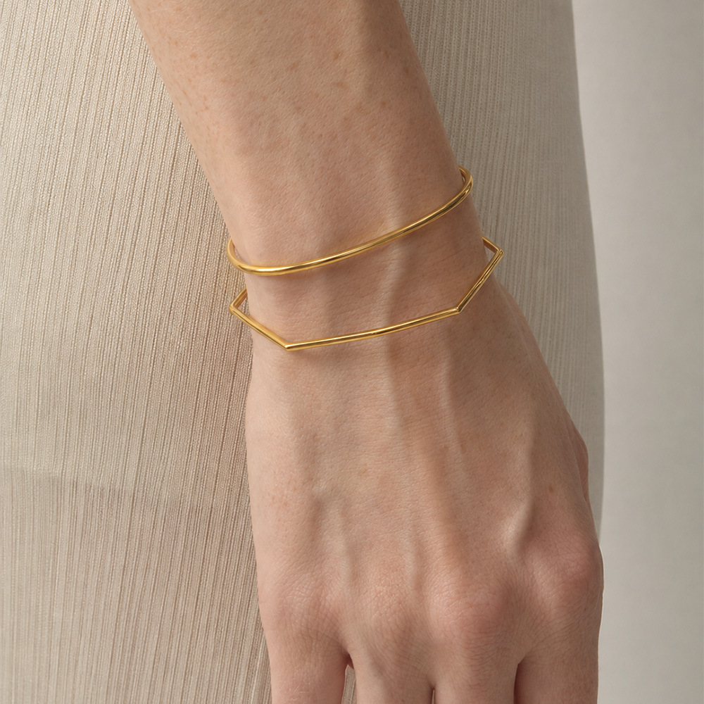 Fashionable And Minimalist Hexagonal Bracelet For Women