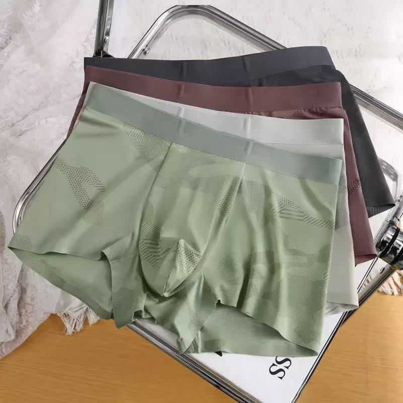 Seamless Ice Silk Mens Comfortable Breathable Boxer Briefs