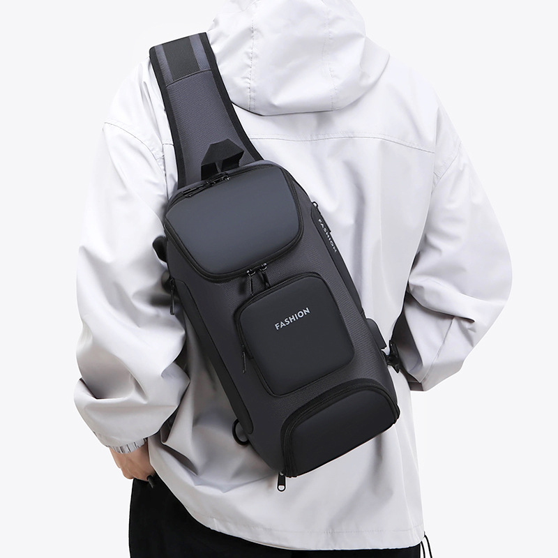 Large-capacity Mens Cycling Casual Outdoor Shoulder Bag