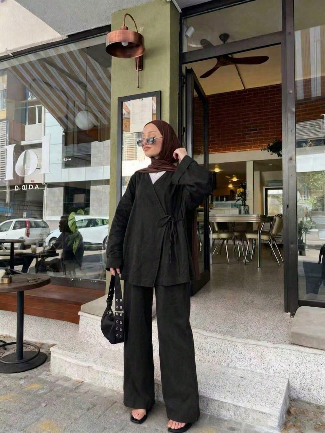 2026 Autumn New Amazon Cross-Border Foreign Trade Women's Simple High-End Loose Straight Wide-Leg Pants Set In Stock photo 3