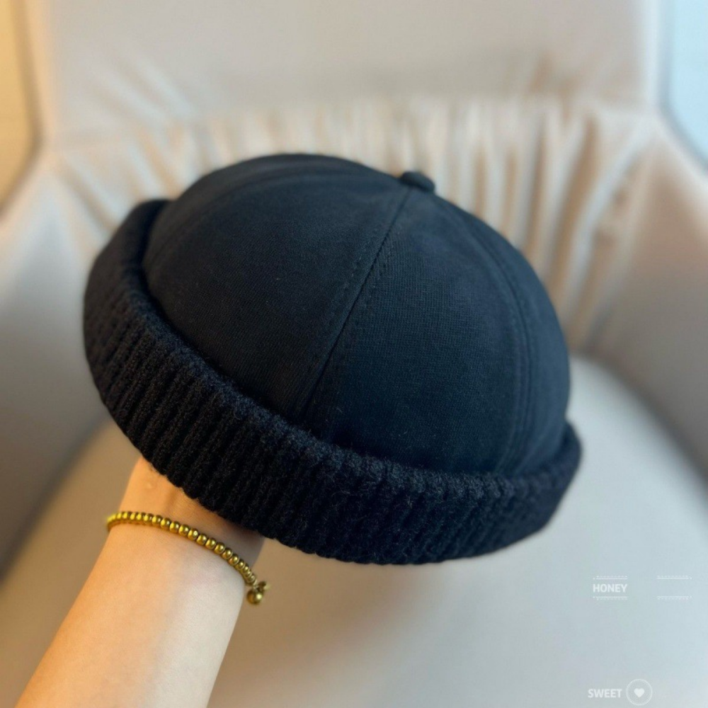 Patchwork Knitted Rolled-edge Vegetable-pulp Hat For Autumn And Winter, Made Of Cotton, With A Retro And Simple Design, Suitable For Workwear, Without A Brim, For A Lord-like Look photo 1