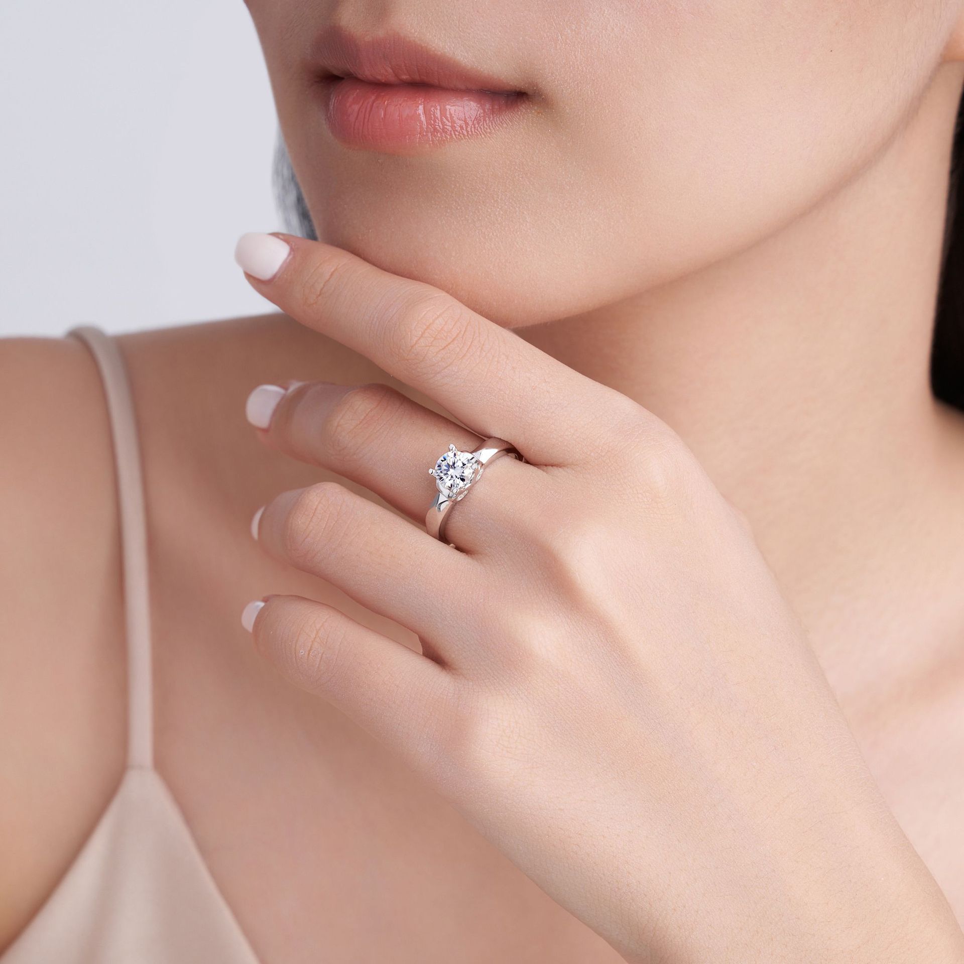 S925 Silver 3.1g 6mm D VVS1 Moissanite Solitaire Ring, GRA Certified US 5-8 photo 4