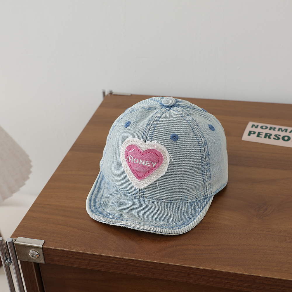 Retro Fashion Water-washed Denim Children's Baseball Cap With Heart Patch, Fringed Soft Brim, Casual And Versatile photo 4
