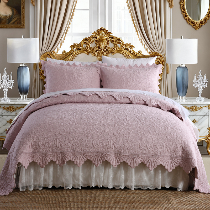 3-Piece  Rose Floral Embossed Quilted Bedspread Set  Cotton Filled Reversible Coverlet With Scalloped Ruffled Edges Wrinkle Release Pet Hair Resistant Anti-Static Fade Proof Machine Washable Soft photo 1