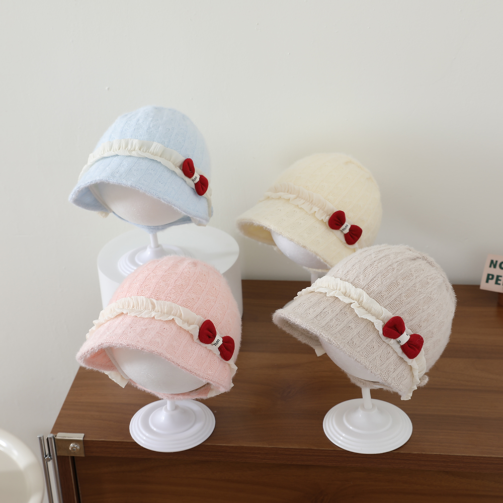 Sweet Style Children's Plush Beanie With Soft Wooden Earflaps And Pleated Edges, Red Bow Knitted Hat, Warm Fishing Hat photo 1