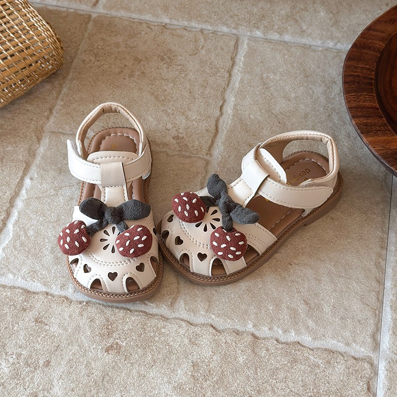 2026 Summer New Girls Closed-Toe Sandals, Princess Style Kids Beach Shoes, Soft Sole All-Match Fashion Children Shoes photo 3