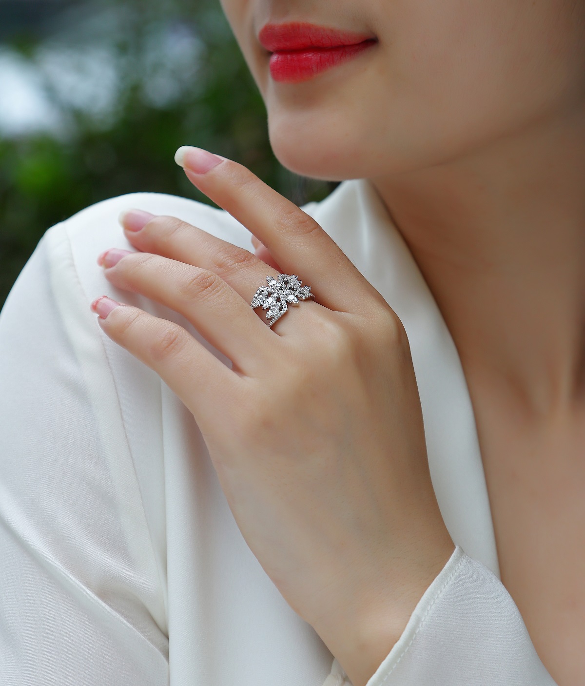 S925 Silver 3.8g Platinum Plated Moissanite Ring, 14.3mm Floral Cluster, D VVS1 GRA Certified US 5-9 photo 4