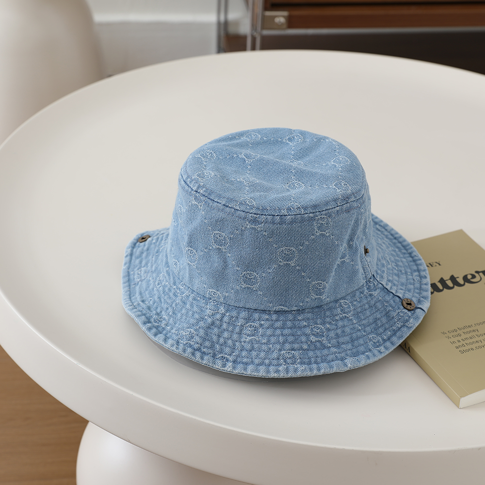 Washed Denim Jacquard Little Bear Fisherman Hat With Wide Brim And Rolled Edge Bucket Hat For Big Children's Outdoor Play And Leisure photo 2