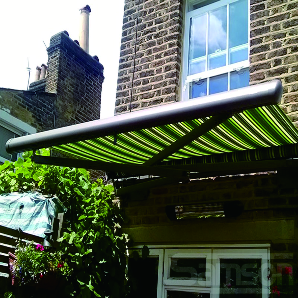 D8200 Smart Retractable Awning 2-6m  &1.5-3.5m  Heavy Duty Motorized Patio Canopy With Remote WindRain Sensors  LED Light Arm photo 3