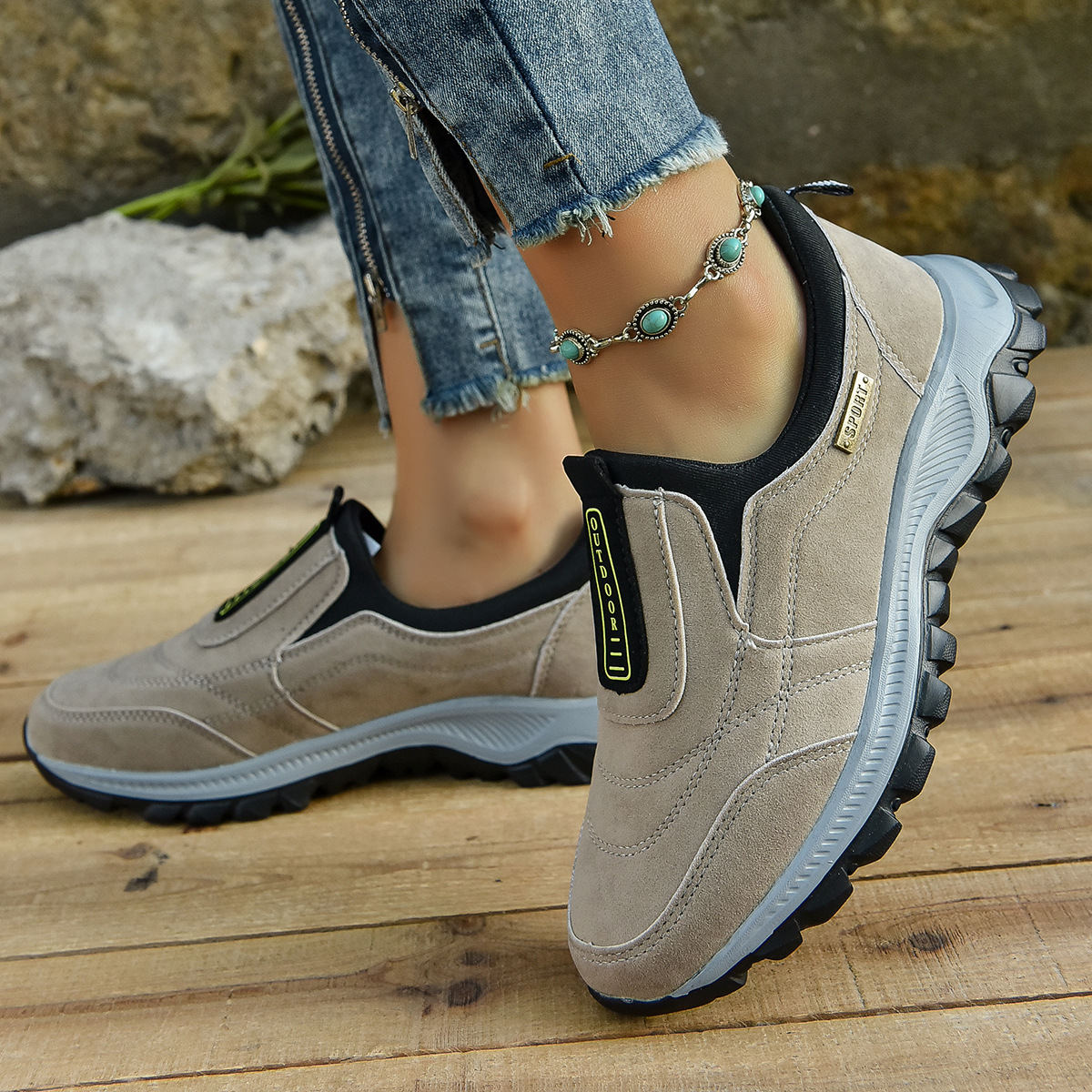 Outdoor Slip-on Sports Shoes Comfortable Walking Running Sneakers Women photo 2