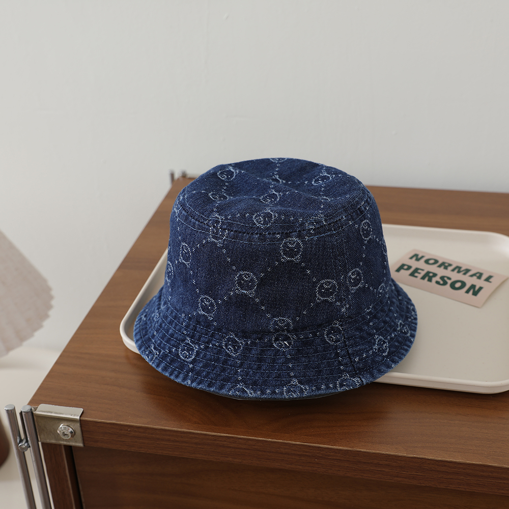 Retro Washed Baby Denim Fisherman Hat With Full Pattern Of Diamond-shaped Jacquard And A Small Bear On The Brim photo 4