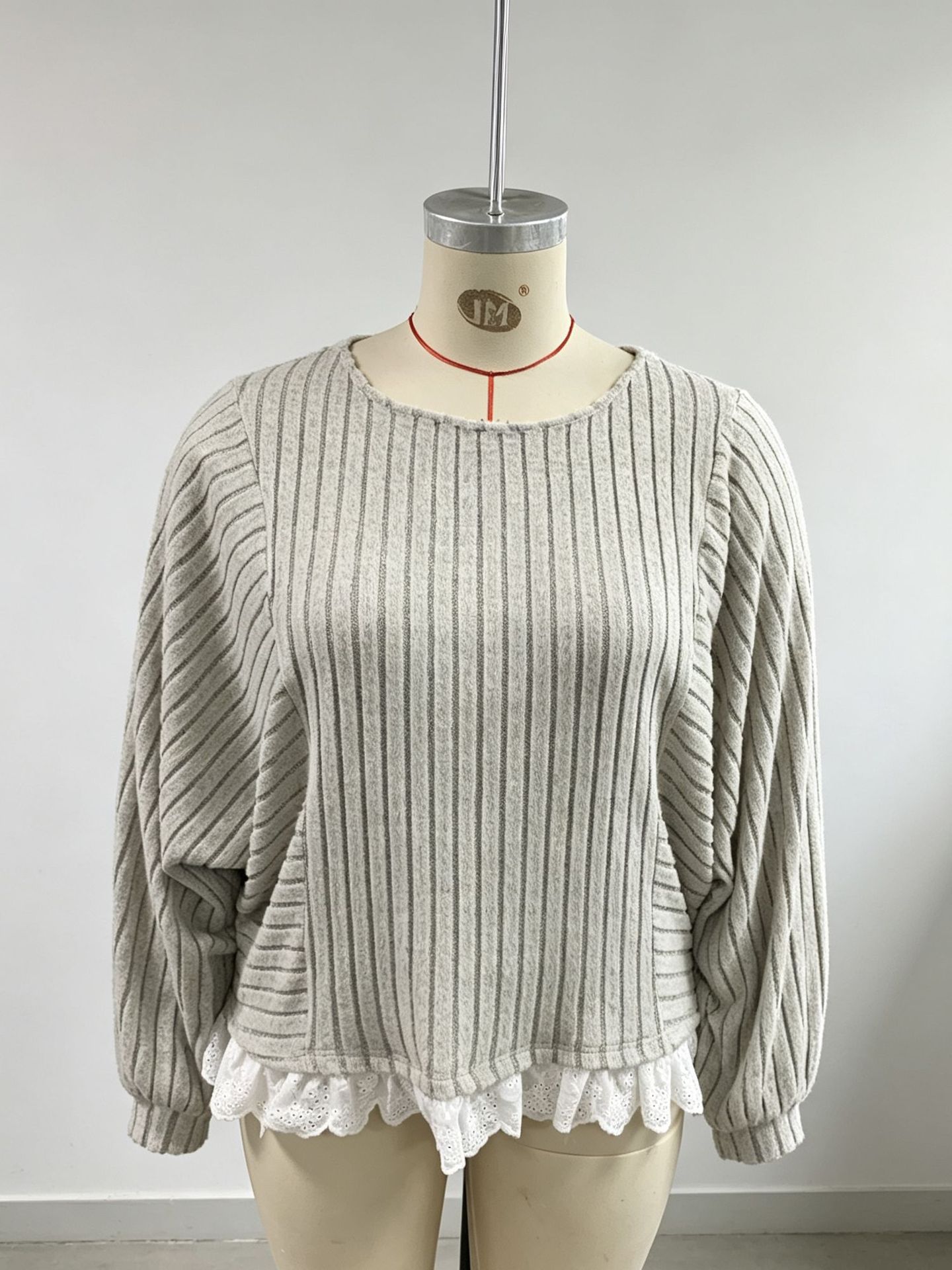 European And American Cross-Border Autumn New Women's Clothing Lace Spliced Hem Batwing Sleeve Casual Long Sleeve Top photo 2