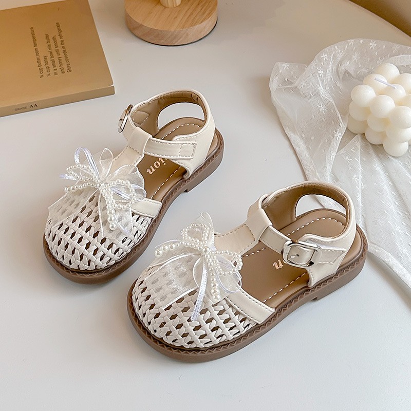 2026 Summer Girls Princess Sandals, Hollow Out Woven Bow Pearl Soft Sole Breathable Baby Beach Princess Shoes photo 2