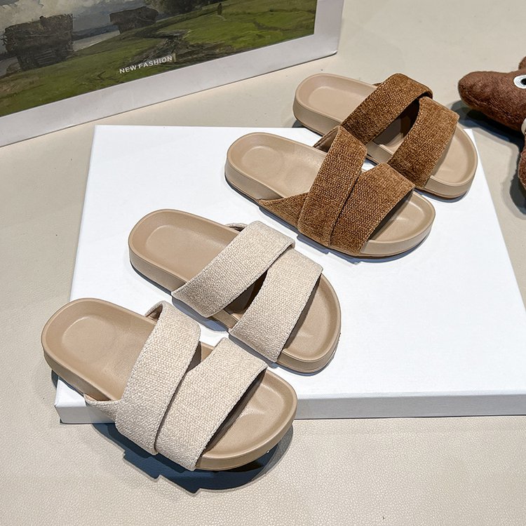 Girls' Summer New Thick Soled Fairy Style Beach Slippers For Outdoor Wear, Haken One-piece Slippers For Vacation photo 1