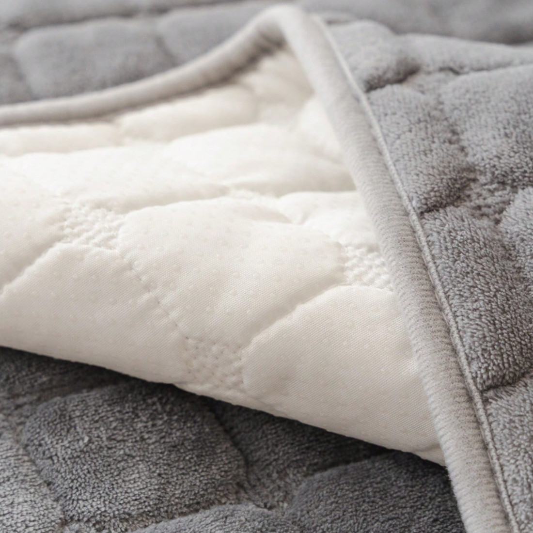 Paw Lounge Plush Pet Couch Cover, Thickened Ultra-Soft Non-Slip Sofa Protector photo 2