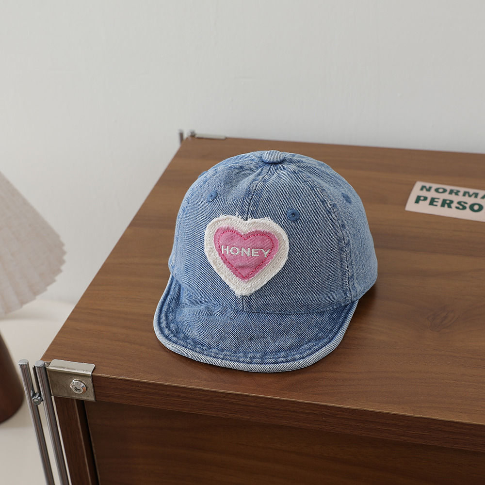 Retro Fashion Water-washed Denim Children's Baseball Cap With Heart Patch, Fringed Soft Brim, Casual And Versatile photo 3
