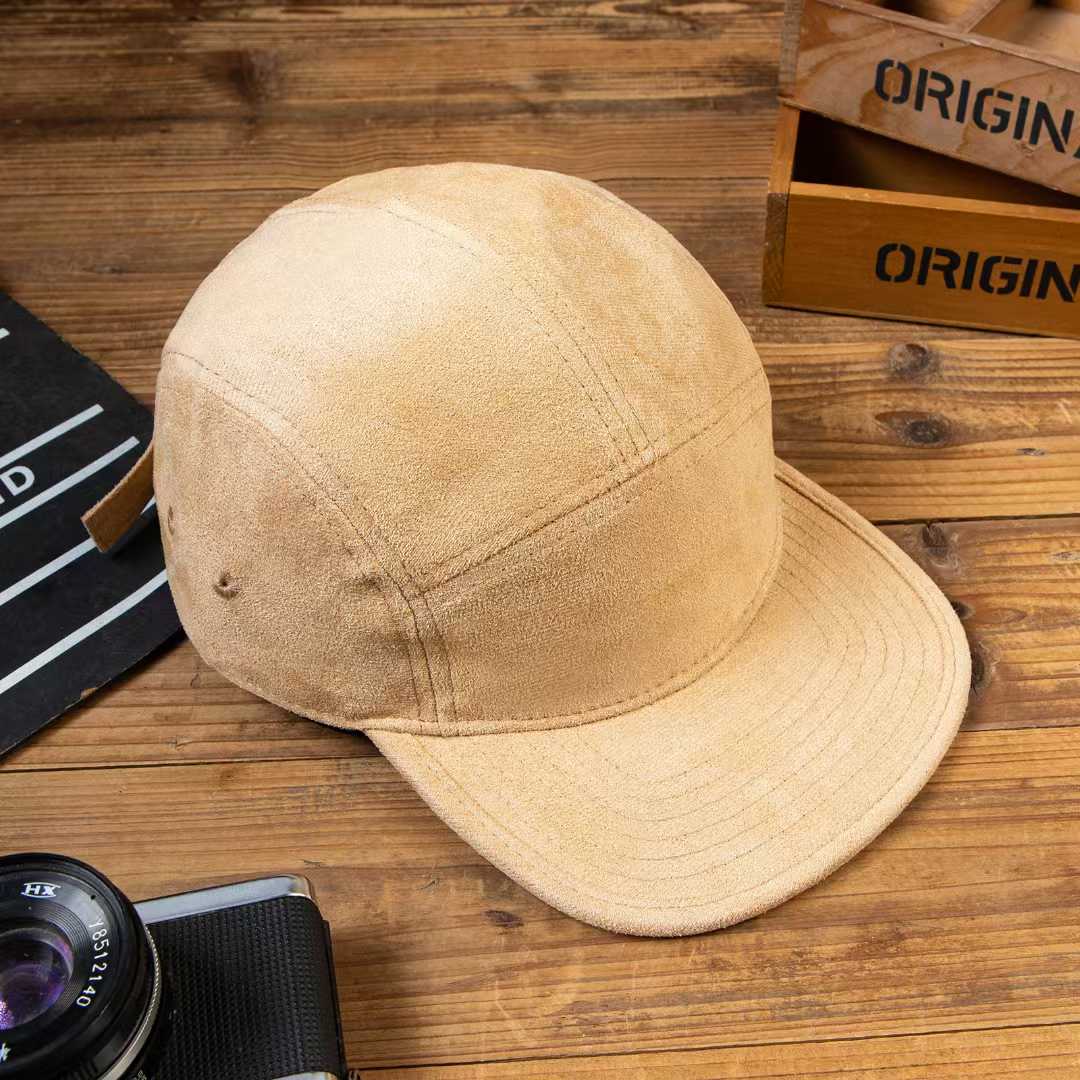 New Men's And Women's Solid-color Soft-top Stylish Casual Short-brim Baseball Caps For Couples To Go Out And Have Fun Together. photo 4