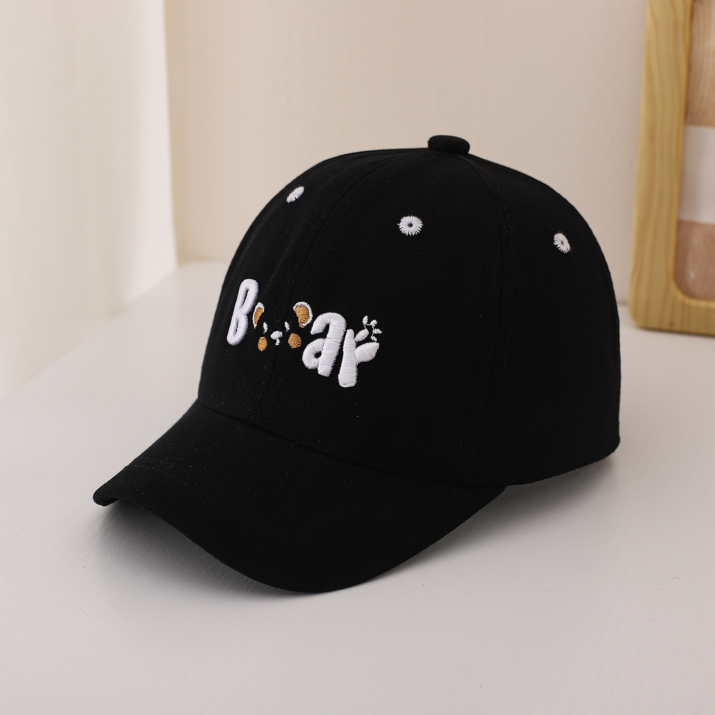 Children's Single-color Simple Cartoon Mouse Letter Embroidery Adjustable Cute And Casual Baseball Cap Suitable For Traveling And Playing photo 1
