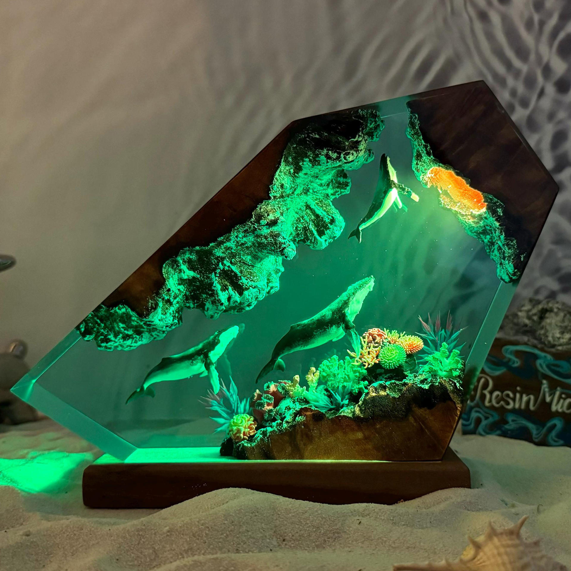 Humpback Whale Resin Wood Lamp Epoxy Resin photo 4
