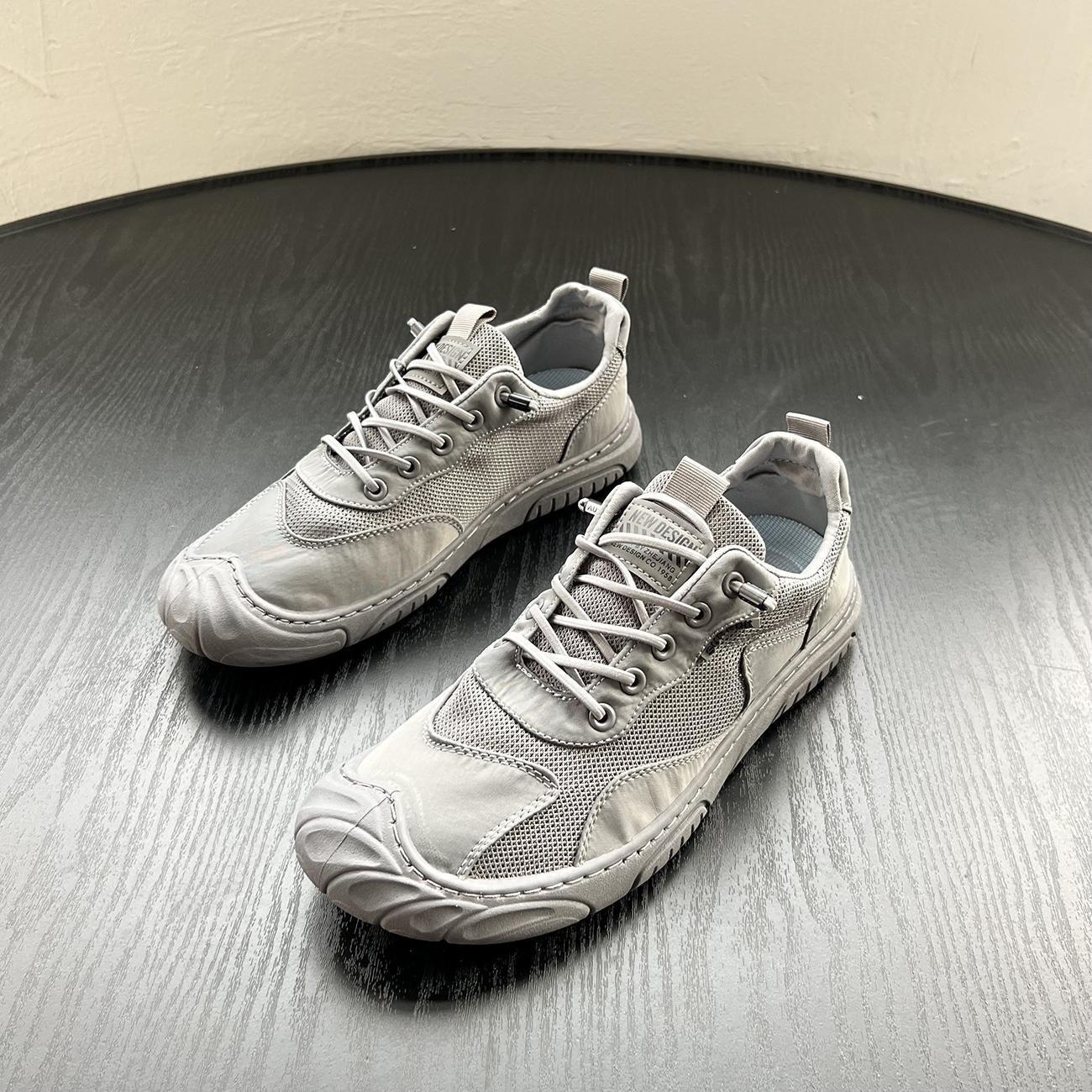 Men's Ice Silk Mesh Breathable Casual Shoes photo 2