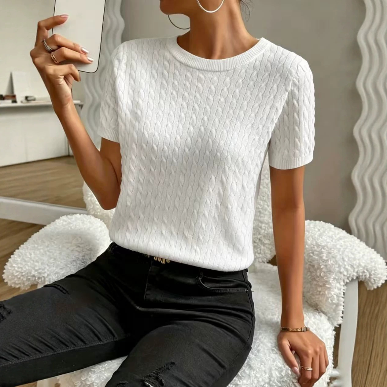 Figure-flatterin Slimming Versatile Work Top photo 1