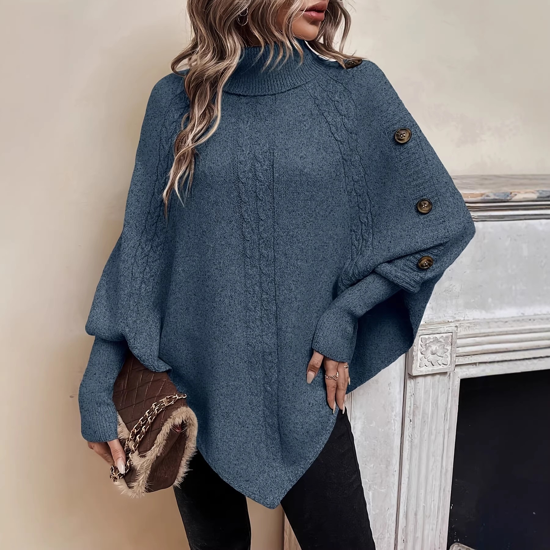 Women's Solid-Color Long-Sleeve Loose Sweater photo 1