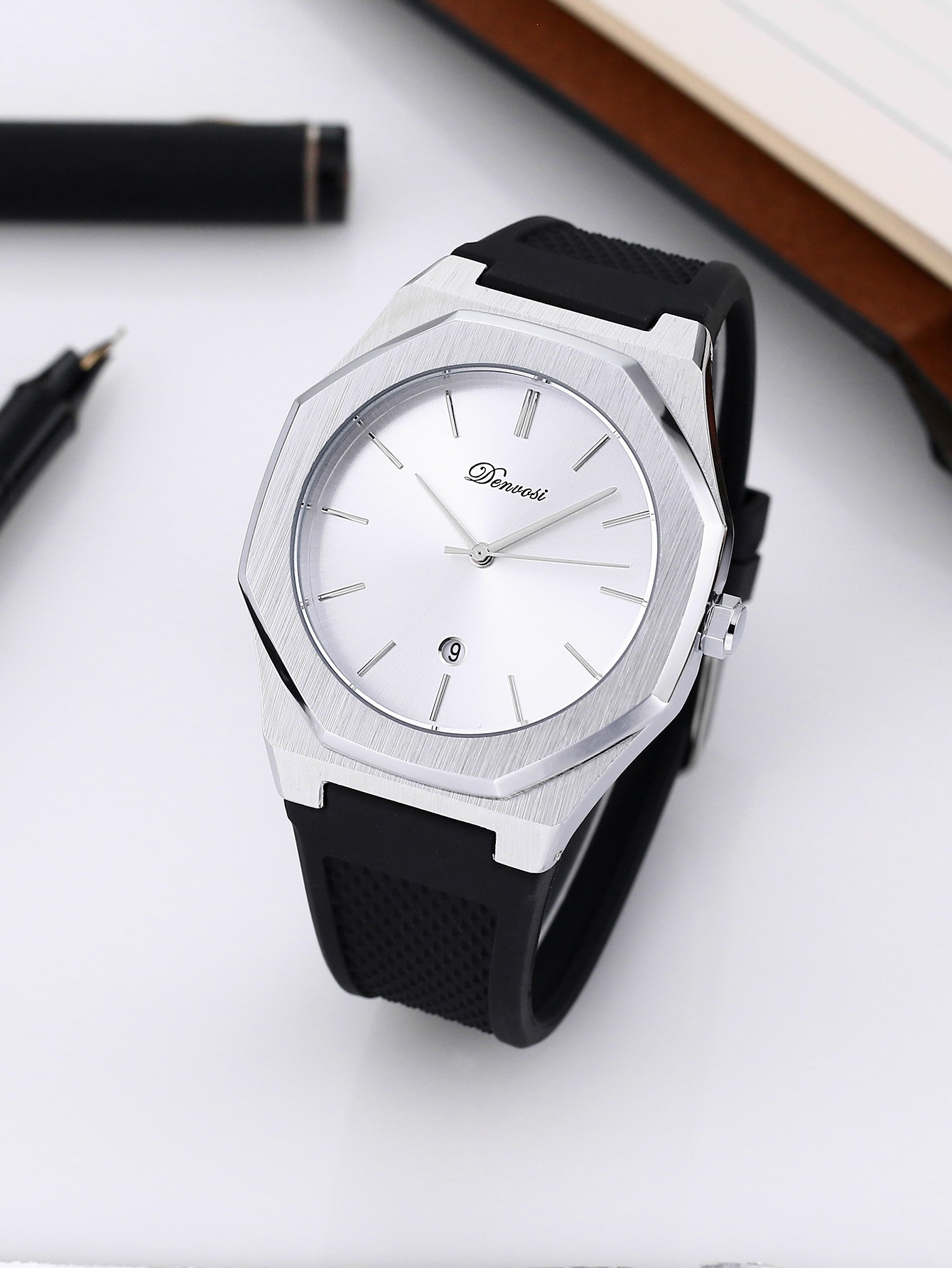 Elegant And Minimalist Waterproof Quartz Watch For Men photo 5