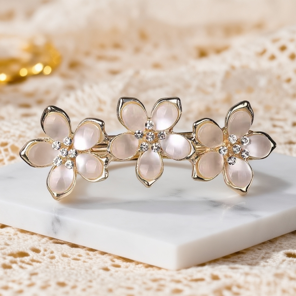 Korean-style Large And Small Spring Clips With Rhinestones photo 2