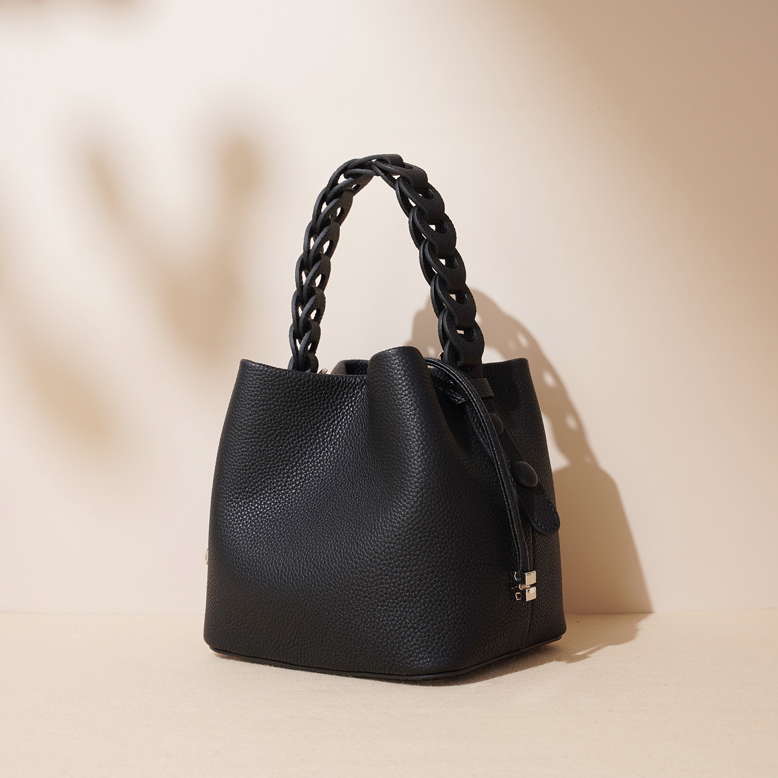 Summer New Arrival Top-grain Leather Bucket Bag photo 3