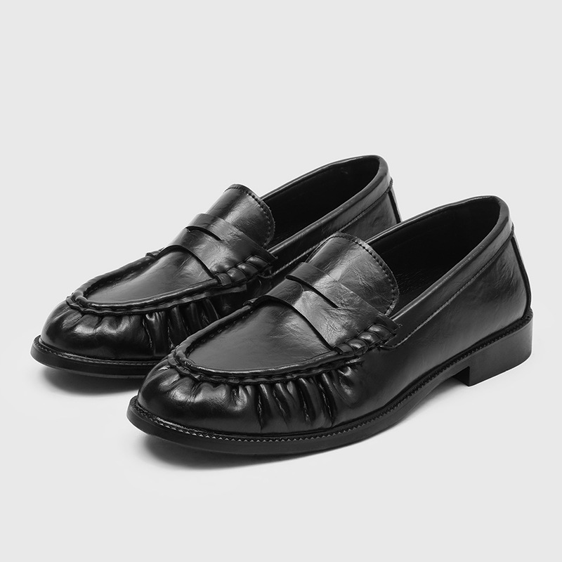 Men's Handcrafted Pleated Slip-On Flat Shoes photo 2