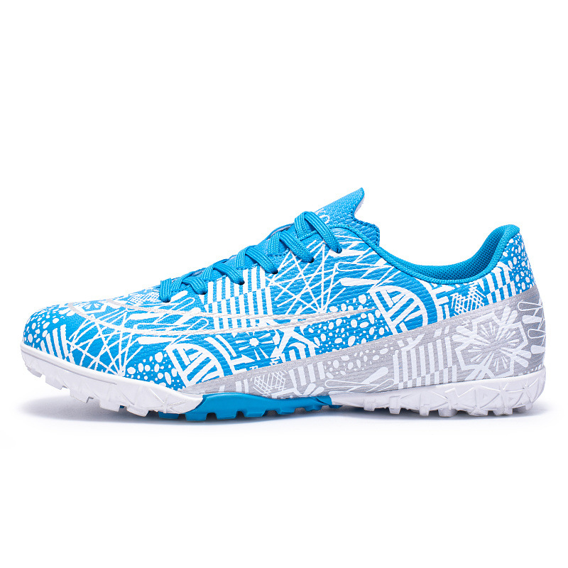 Studded And Molded Soccer Cleats For Boys And Girls photo 5