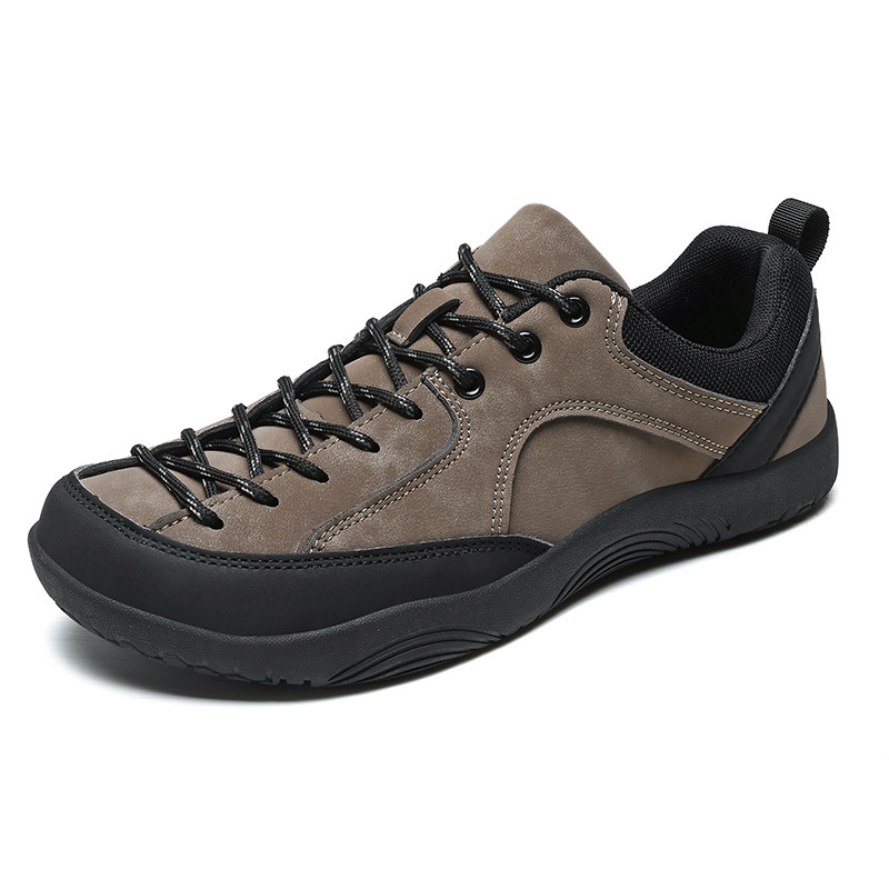 Wear-resistant Hiking Outdoor Climbing Shoes photo 3