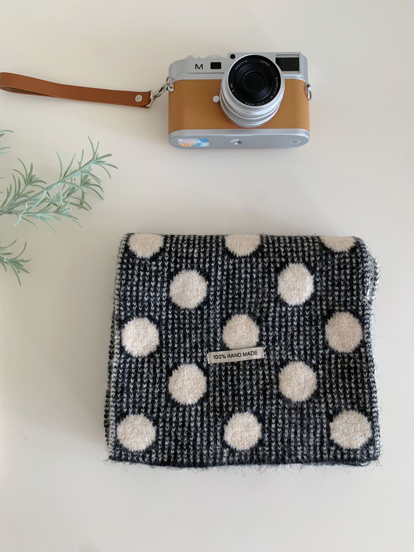 Korean-style Retro Polka-dot Knitted Scarf For Women photo 3