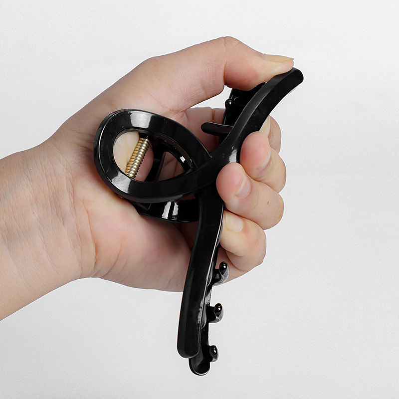 Soft Silicone Shark Clip For Women photo 1