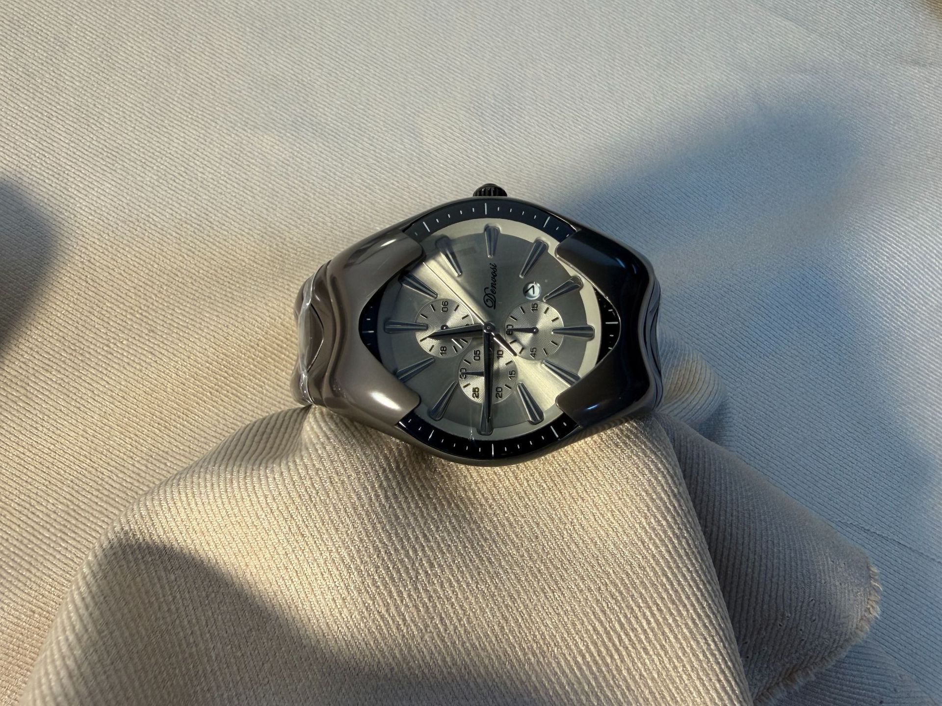 Factory-customized Wholesale Y2K-style Avant-garde Watches photo 7