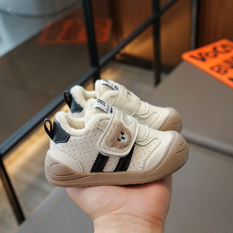 Soft Soled Athletic Shoes For Infants And Toddlers photo 4