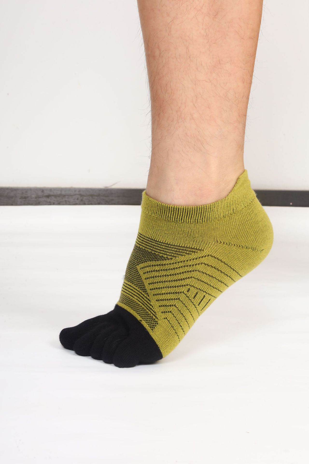AutumnWinter Thickened Mens Wool Five-Finger Socks photo 3