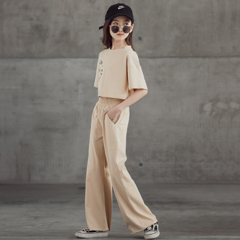 Straight-leg Short Sleeve Printed T-shirt Wide Leg Pants Suit photo 2