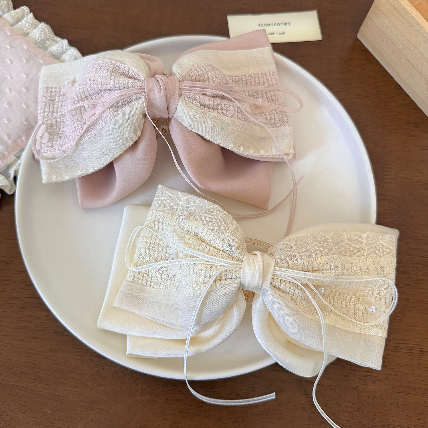 New Sweet Lace Fabric Bow Ponytail Clip photo 1