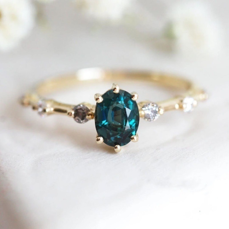 Gold-plated Ring With Emerald Inlay photo 2