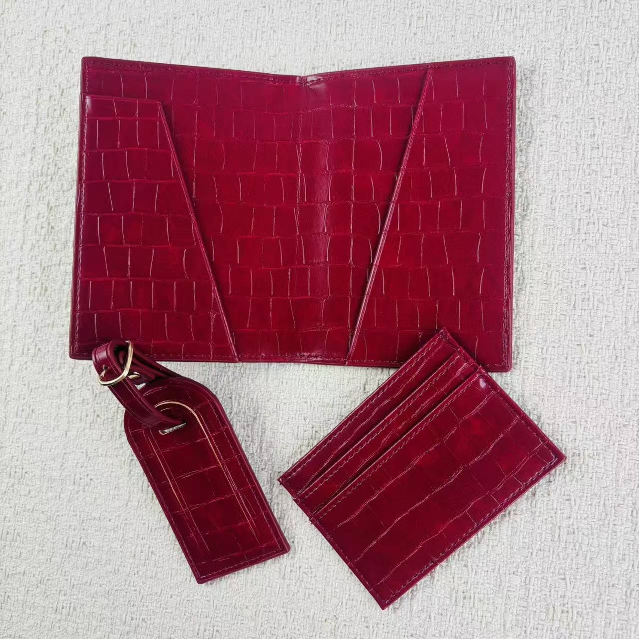 Crocodile-pattern Embossed Leather Passport Holder Multi-functional Document And Card Case photo 6