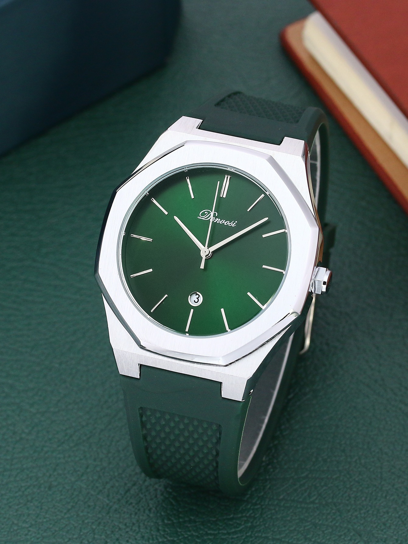 Elegant And Minimalist Waterproof Quartz Watch For Men photo 3