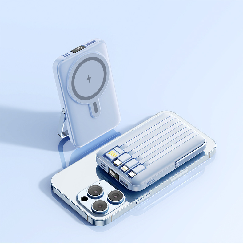 Wireless Charging Magnetic-Suction High-Capacity Power Bank photo 5