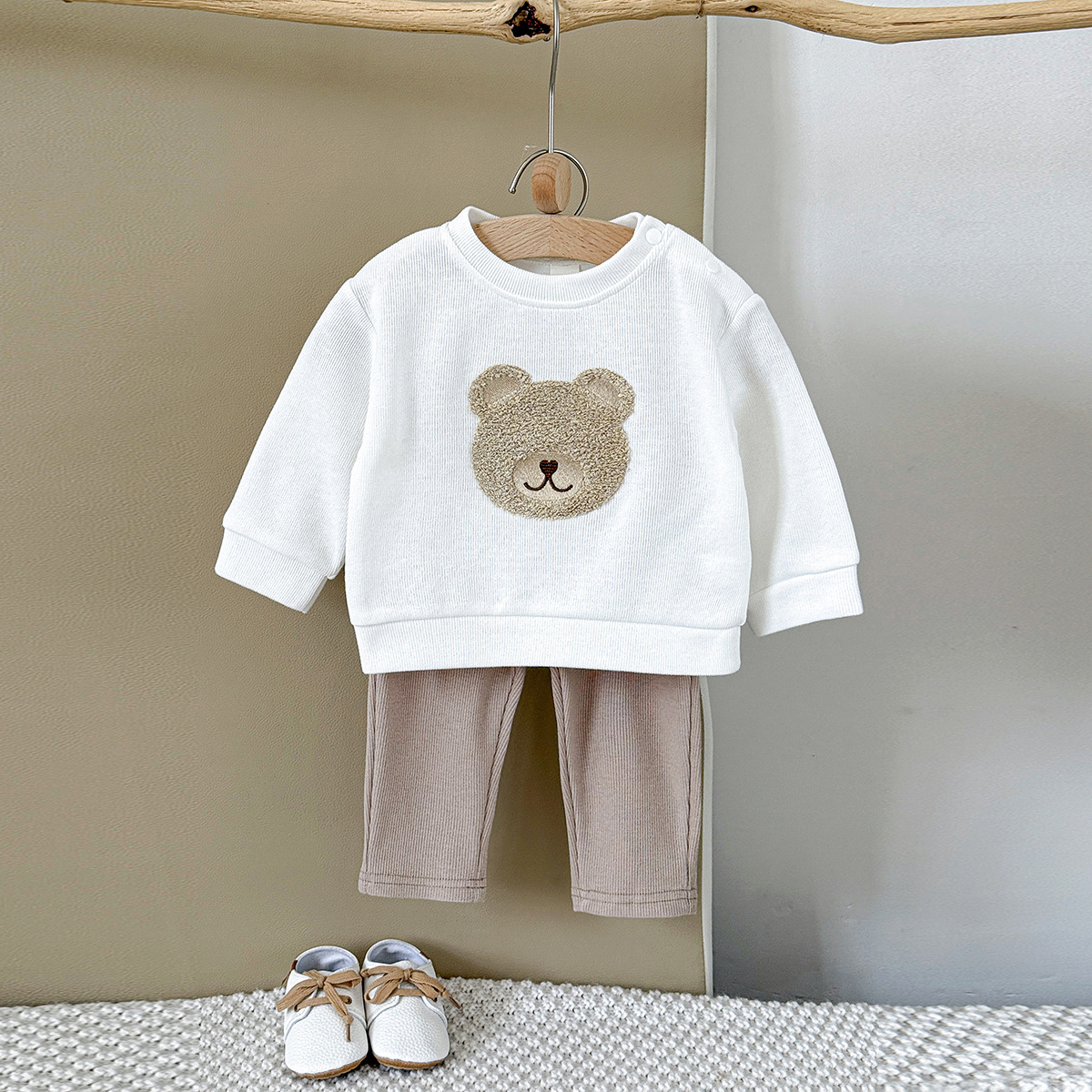 INS Unisex Baby Bear Print Long-sleeve Hoodie And Sweatpants Set For Springautumn photo 4